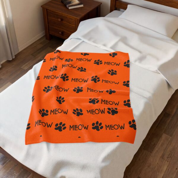 Cozy Cat-Themed Velveteen Plush Blanket | Perfect for Pet Lovers & Cozy Nights, Gifts for Cat Owners, Home Decor, Halloween - Image 3